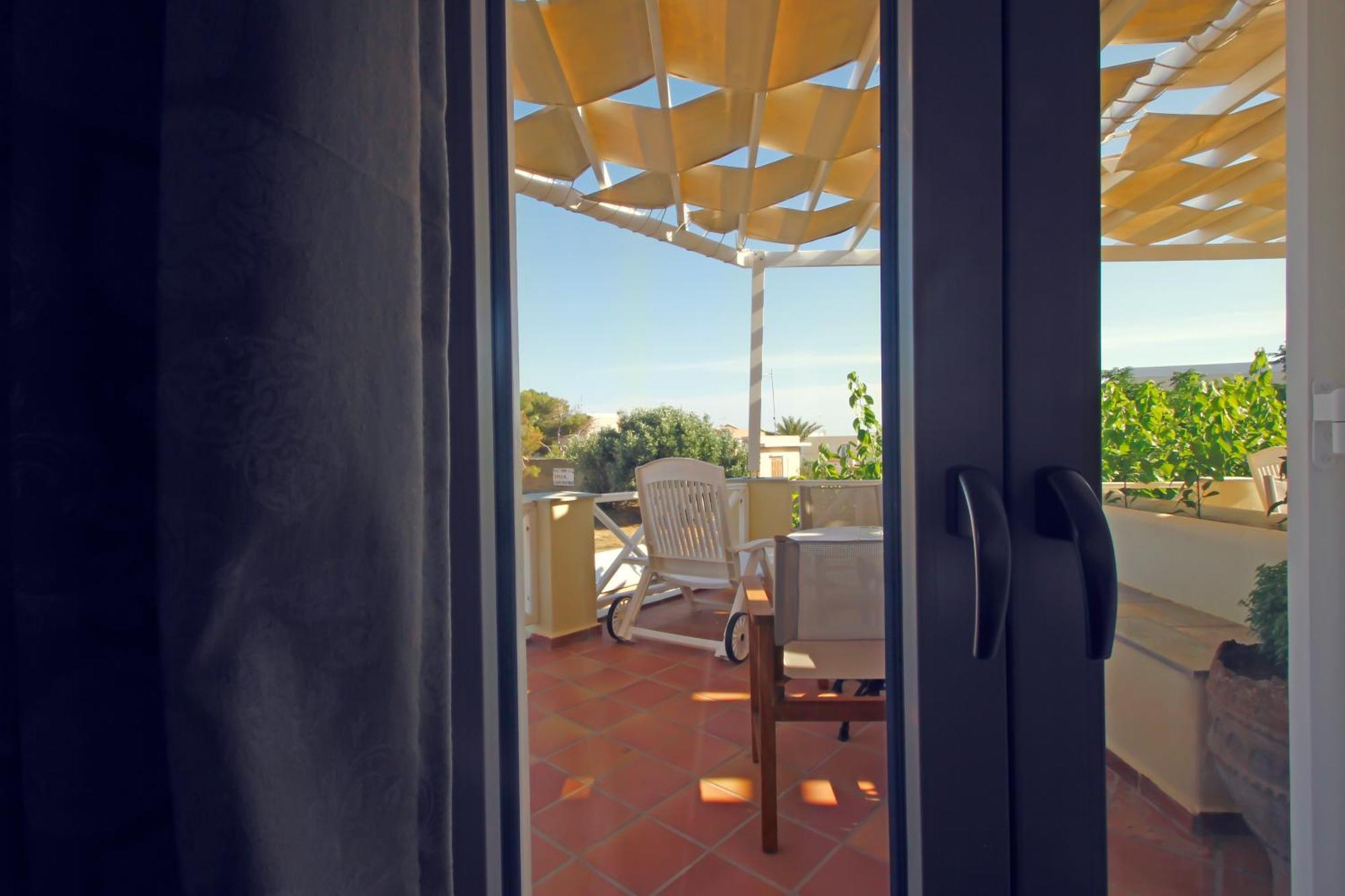 Emilia Luxury Apartments Мегас-Ялос-Нитес Экстерьер фото